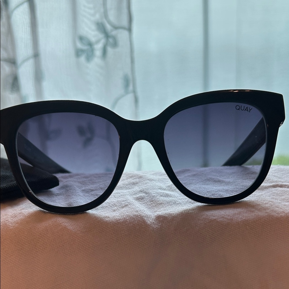 Quay Australia Black Sunglasses